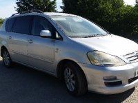 2005m TOYTA AVENSIS VERSO