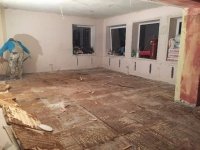 Ieskau pagalbinio darbininko, dirbti Vilniuje kartu prie apdailos