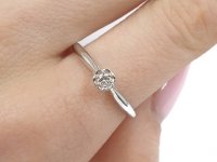 Juvelyrika su briliantais