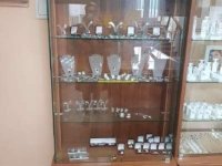 Parduodami prekybiniai baldai - vitrinos