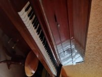 pianinas RIGA
